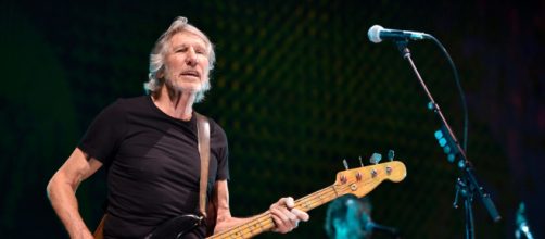 Roger Waters ha detto no alla proposta di Zuckenberg di usare un celebre brano dei Pink Floyd.