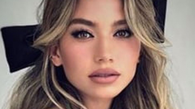 Ella Ayalon, modella svedese, è la nuova fiamma di Riki.