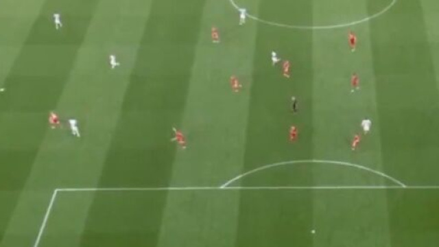 Le troisième but du Portugal fait le bonheur des fans. (images captures Twitter Portugal-Hongrie)