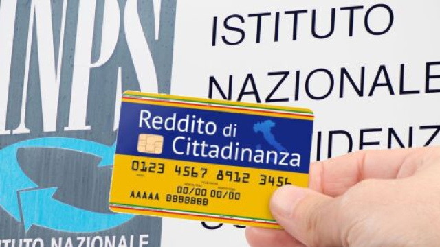 Reddito di cittadinanza, in arrivo la riforma per turismo, stagionali e lavoratori in nero.
