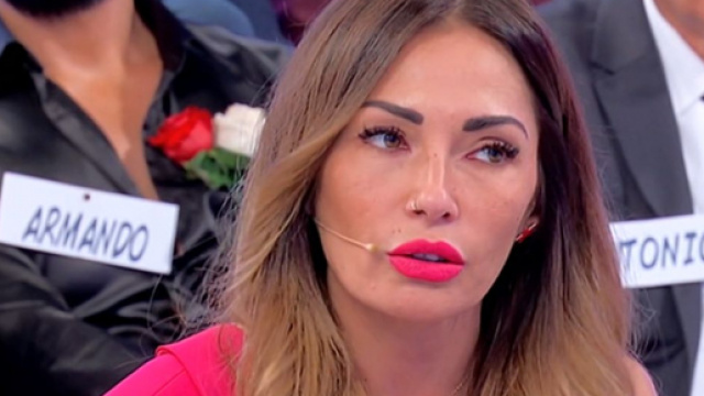 U&D, Ida Platano risponde alle offese sulle gambe: 'Cosa che mi ha fatto soffrire, ora mi accetto'.