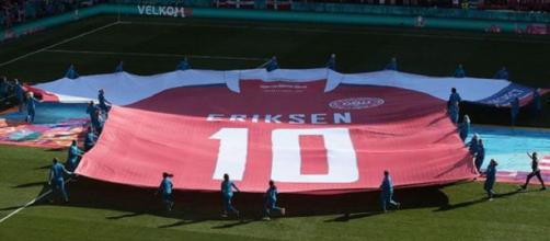 Danemark - Belgique (Euro) : Le bel hommage pour Eriksen - Source : capture d’écran RMC Sport