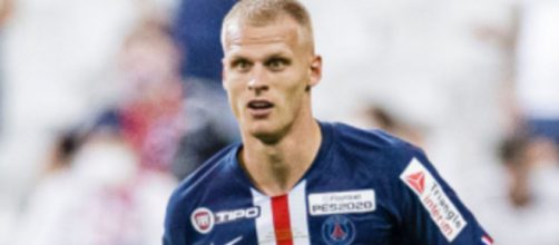 Mitchel Bakker, terzino del Paris Saint Germain.