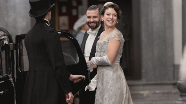 Una vita, anticipazioni spagnole: Marcia fa irruzione in chiesta alle nozze dell'avvocato.