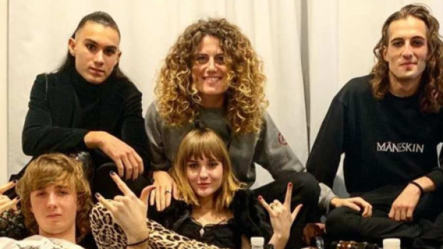 Maneskin: l'ideatore di X Factor Simon Cowell potrebbe essere il nuovo manager.