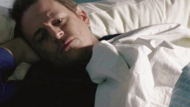 Un posto al sole, spoiler al 25 giugno: Filippo ha un malore, Ferri vuole riconquistare Marina.