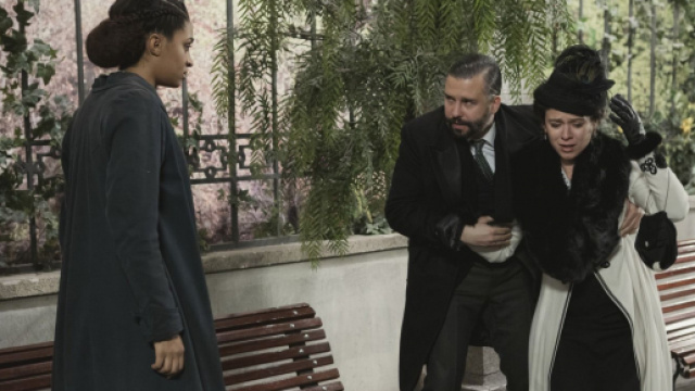 Una vita, spoiler spagnoli: Marcia svela a Felipe l'alleanza tra Genoveva e Santiago.