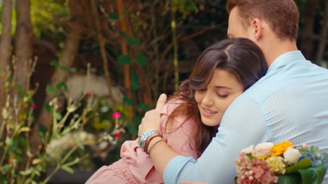 Love is in the air, spoiler turchi: Eda dice a Selin che presto si sposerà con Serkan.