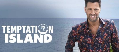 Temptation Island, rumor dalla Sardegna: 'Un fidanzato (ignoto) sta facendo il degrado'.