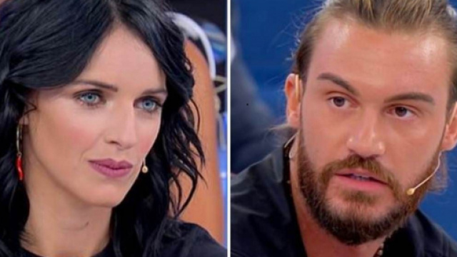 U&D, Jessica d&agrave; del coniglio a Davide e poi tuona: 'Hai preso in giro tutti nel programma'.