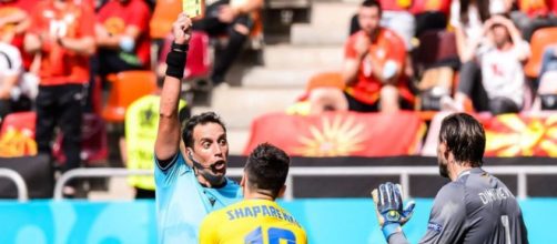 Fernando Andrés Rapallini, l'arbitre de la rencontre entre la France et la Suisse - Source : capture d'écran, Facebook @RMCSports