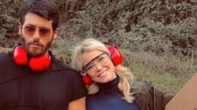 Diletta Leotta e Can Yaman: la madre di lui avrebbe dato l'approvazione per le nozze.