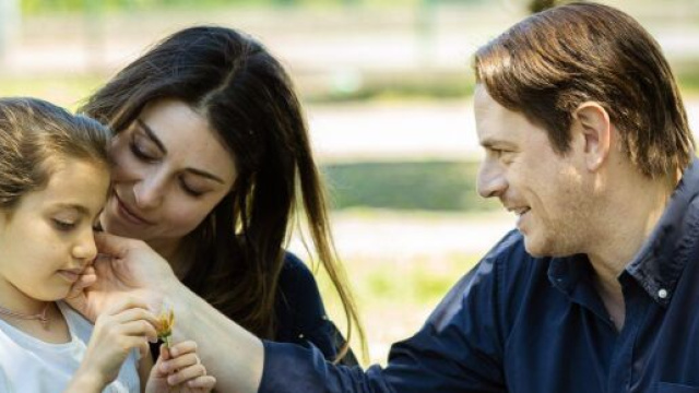 Un posto al sole, trame fino al 9/07: Irene apprende che non può vedere suo padre.