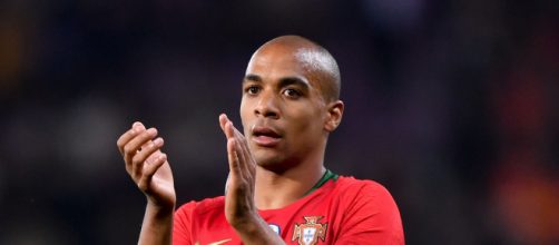 Joao Mario passa dall'Inter allo Sporting Lisbona.