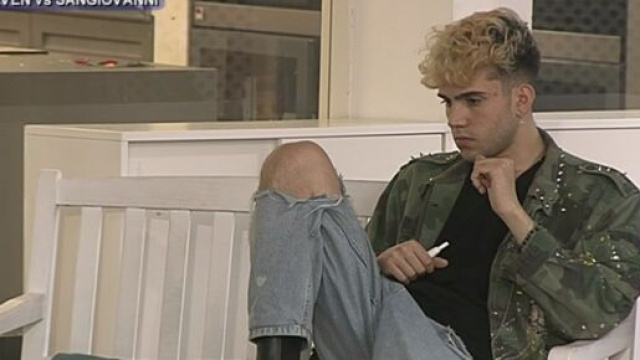 Aka7even e l'appello social a Fedez.