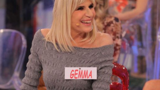 Uomini e donne, frecciatina di Gemma ai suoi detrattori: 'Dovrei pensare al mio funerale?'.
