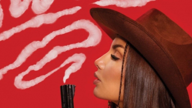 Elettra Lamborghini: il singolo 'Pistolero' è disco d'oro.