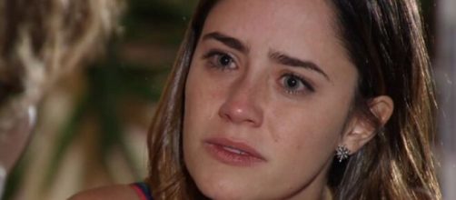 Ana desolada em 'A Vida da Gente' (Reprodução/TV Globo)