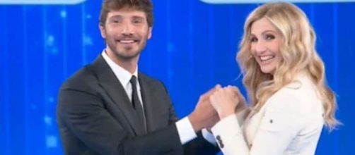 Stefano De Martino e Lorella Cuccarini potrebbero condurre un nuovo show domenicale di Canale 5.