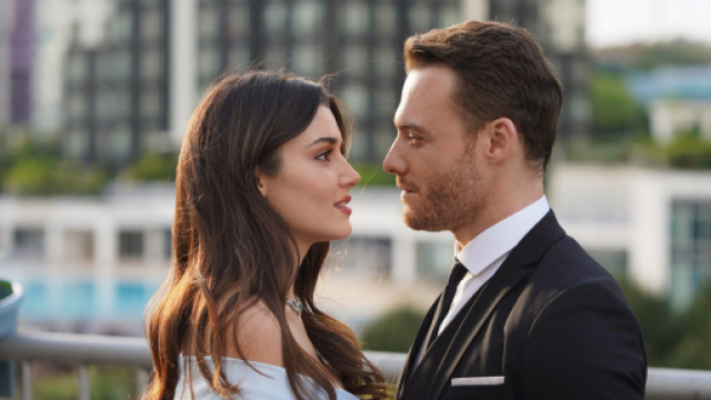 Love is in the air, anticipazioni 14-18 giugno 2021: Eda e Serkan cercano di rendere credibile la convivenza.