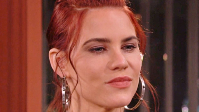 Beautiful Anticipazioni: Sally decide di entrare nelle grazie di Flo.