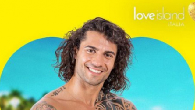 Love Island Italia con Giulia De Lellis, Antonino.