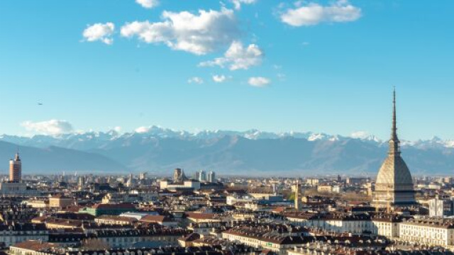 Torino, bengalese ucciso probabilmente con un machete.