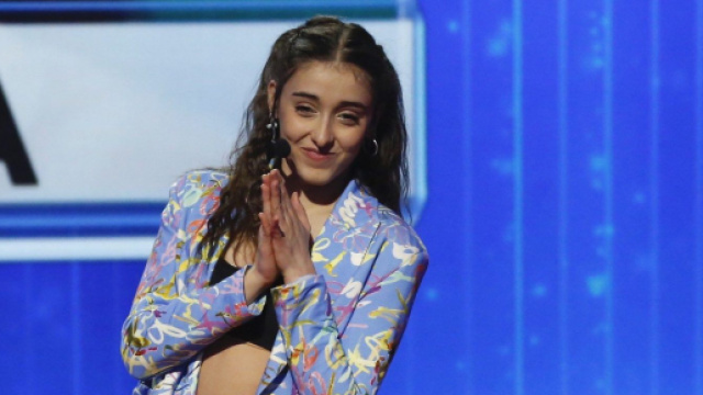 Giulia Stabile ha conseguito il diploma presso lasua accademia di danza.