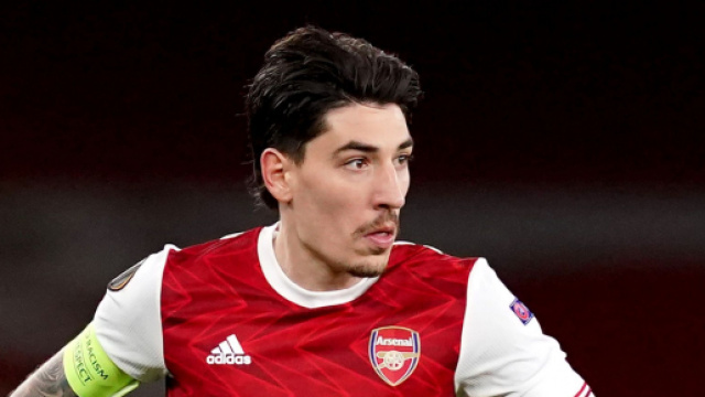 Hector Bellerin vuole il trasferimento all'Inter.