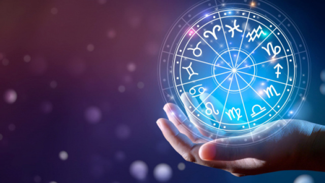 L'oroscopo del weekend, dal 16 al 18 luglio: Acquario problematico, Ariete in bilico.