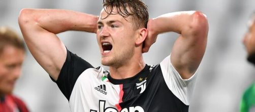 Il Manchester United potrebbe presentare un'offerta da 90 milioni per de Ligt nel 2022.