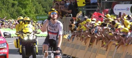 Matej Mohoric vince la tappa di Libourne al Tour de France.