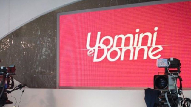 Uomini e Donne, anticipazioni stagione 2021/2022: si dovrebbe partire lunedì 13/09.