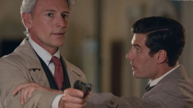 Il Paradiso delle Signore replica 19-23 luglio: Umberto punta una pistola contro Lucarelli