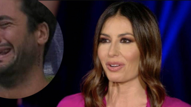 Pierpaolo Pretelli fuori da Battiti Live