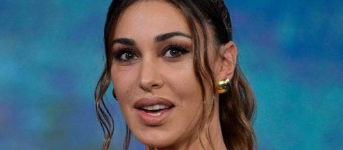 Belen Rodriguez torna a Tu sì que vales pochi giorni dopo il parto: 'Andiamo a lavorare'.