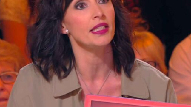 La chroniqueuse de TPMP Géraldine Maillet. Source : capture d’écran C8