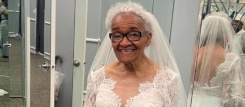 La abuela Martha Mae se casó en 1954 pero no pudo vestirse de blanco (Facebook, ERIKATUCKER)