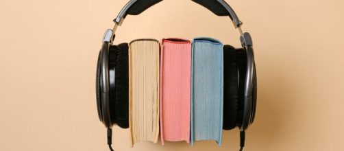 Gli amanti dei libri sono spesso anche audiofili: lo dimostrano i dati di una ricerca.