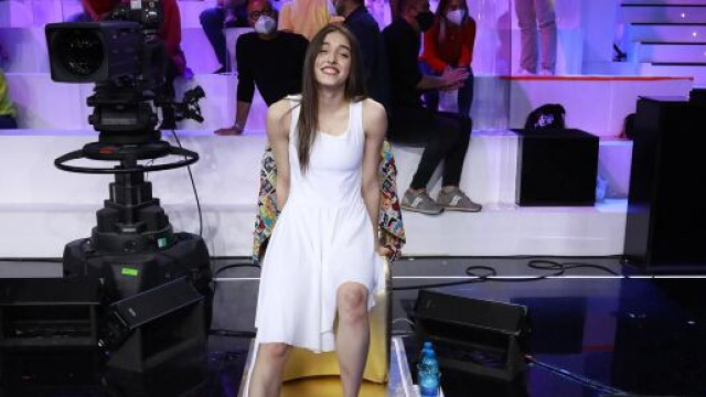 Amici 20, Rudy Zerbi loda Giulia Stabile.