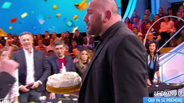 Mokhtar fait le buzz dans l&rsquo;&eacute;mission TPMP. Source : capture d&rsquo;&eacute;cran C8