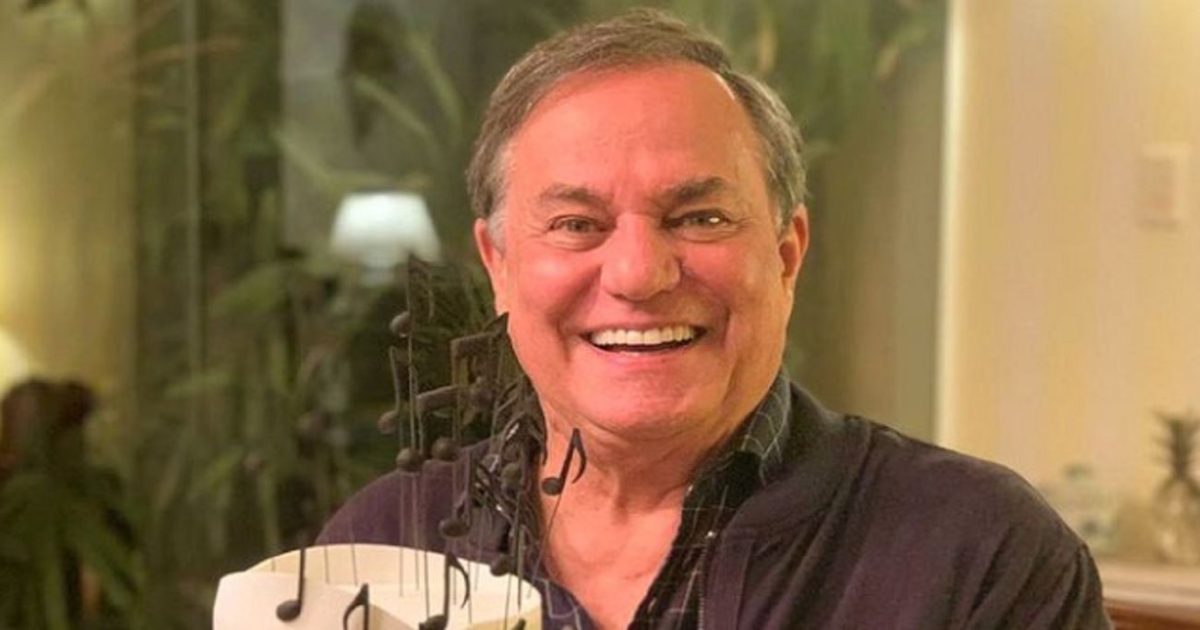 5 cantores que parabenizaram Ronnie Von pelo seu aniversário 5 cantores que parabenizaram Ronnie Von pelo seu aniversário