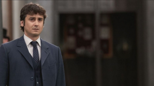 Una Vita, trame 12-18 luglio: Liberto convince Armando ad accettare il ricatto di Felicia.