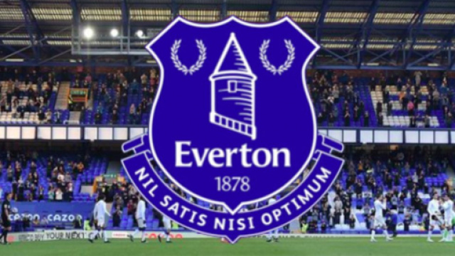 Le club d'Everton confirme avoir suspendu l'un de ses joueurs via un communiqué - Source : capture d'écran Instagram