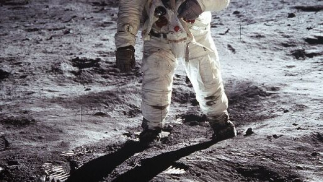 Michael Ranger, artista di effetti speciali mostra per la prima volta cosa ha visto Buzz Aldrin sulla Luna.