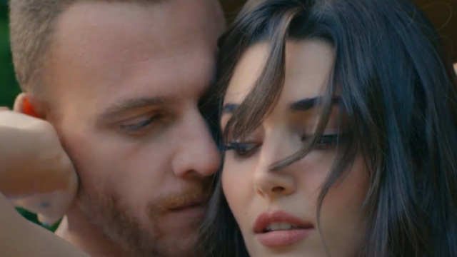 Sen Çal Kapımı 2 episodio 46, anticipazioni: Eda e Serkan si riavvicinano.