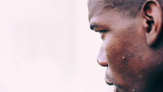 Le champion du monde Paul Pogba ne fait pas l’unanimité chez les supporters parisiens. (Credit Twitter)