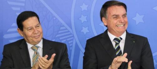 Em nova rusga com vice, Bolsonaro diz que Mourão 'por vezes atrapalha' (Agência Brasil)