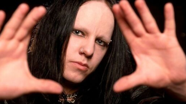 Joey Jordison è morto a soli 46 anni, è stato batterista degli Slipknot.