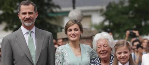 La abuela de la reina Letizia tenía prohibido que en su casa se hablara de política (@casarealdeespana)